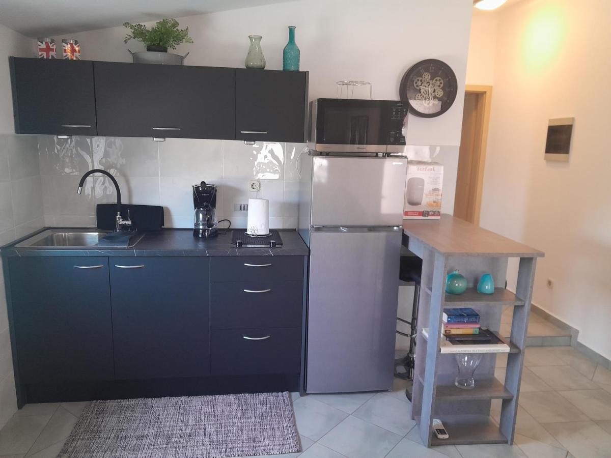 Caliente Apartments Vir A Zewnętrze zdjęcie