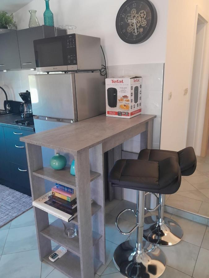 Caliente Apartments Vir A Zewnętrze zdjęcie